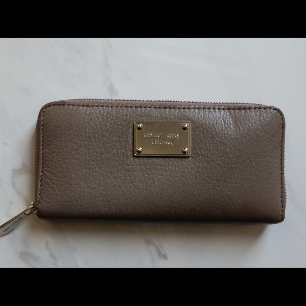 Michael Kors wallet